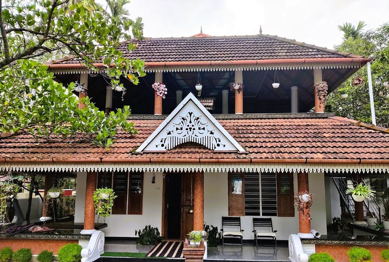 Mi Casa Tu Casa Homestay Kochi Zewnętrze zdjęcie